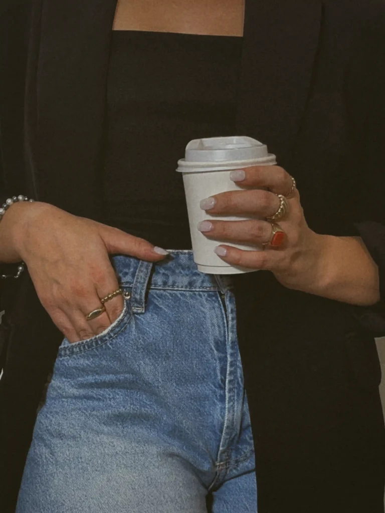 23 Super Cute Office Outfit Ideas